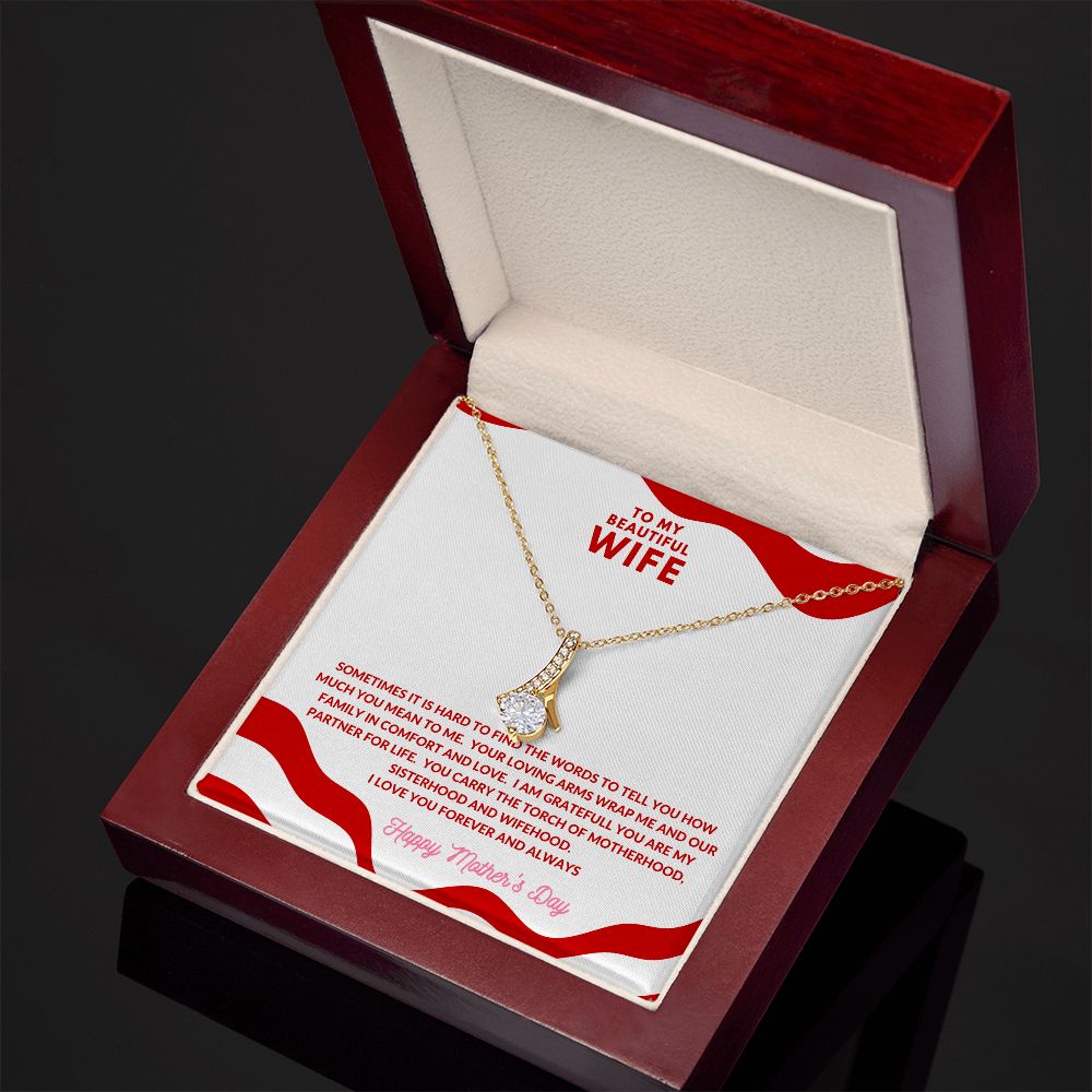 Alluring Beauty Gold Necklace for Mother's Day