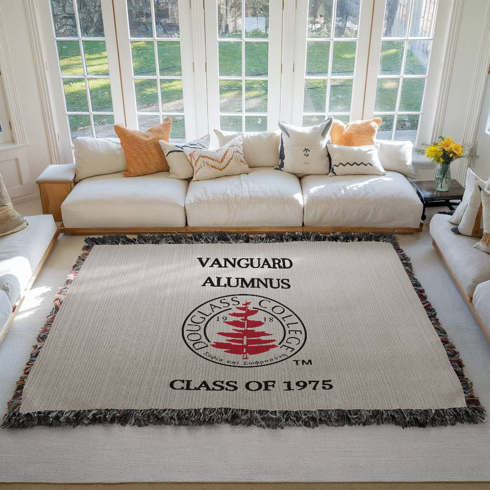 DOUGLASS COLLEGE VANGUARD ALUMNUS WOVEN BLANKET Throw - CLASS OF 1975