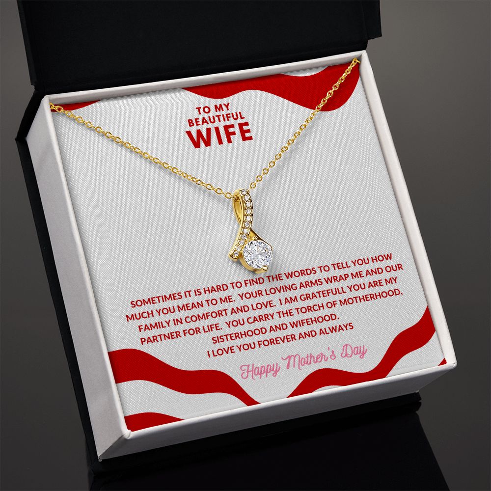 Alluring Beauty Gold Necklace for Mother's Day