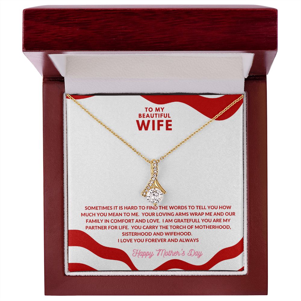 Alluring Beauty Gold Necklace for Mother's Day