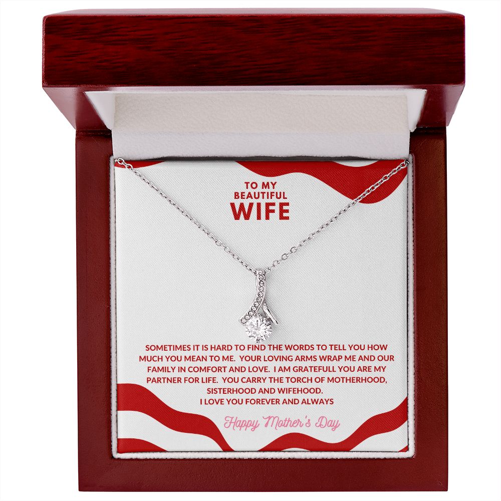 Alluring Beauty Gold Necklace for Mother's Day